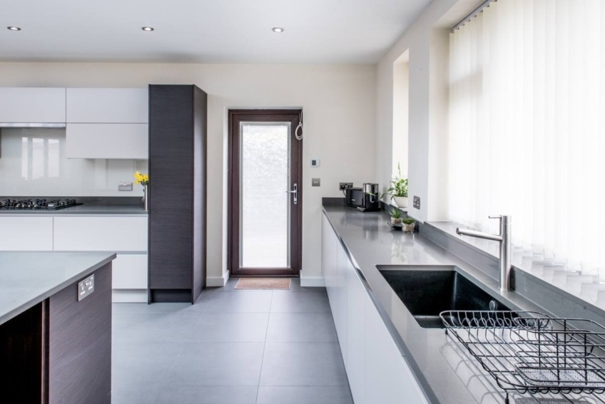 Kitchen Extensions and Fitter Walsall Birmingham  -